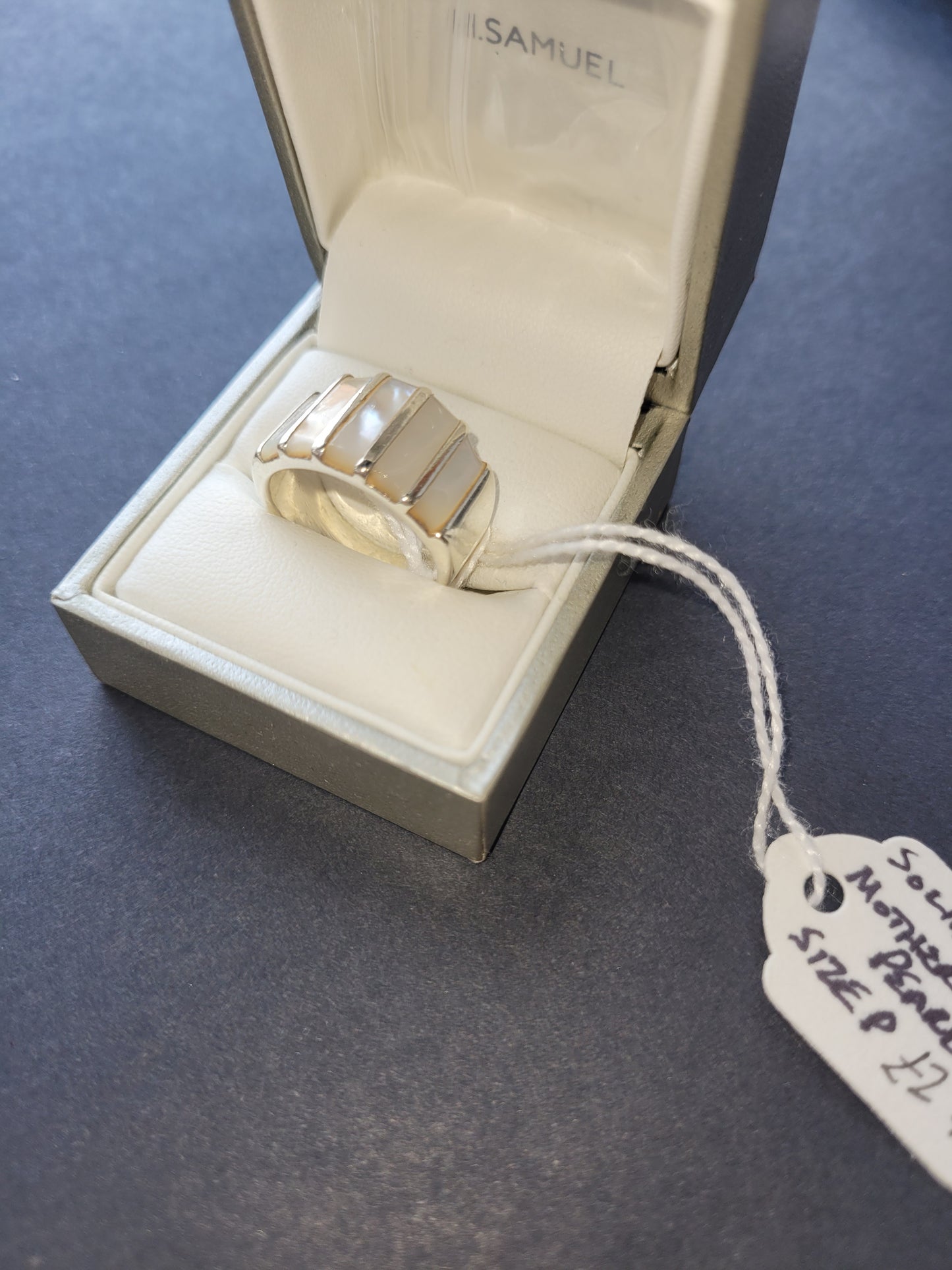 Solid silver mother of Pearl ring gift size p