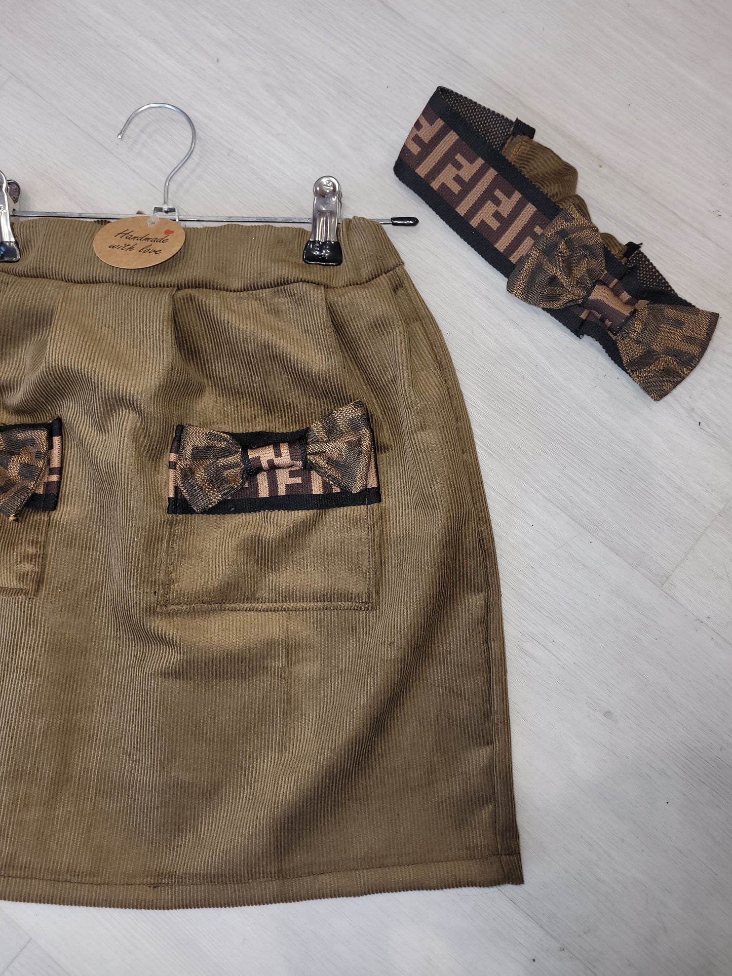 Girls bespoke made premium bow pockets skirt Handmade.By.MeggyFifee