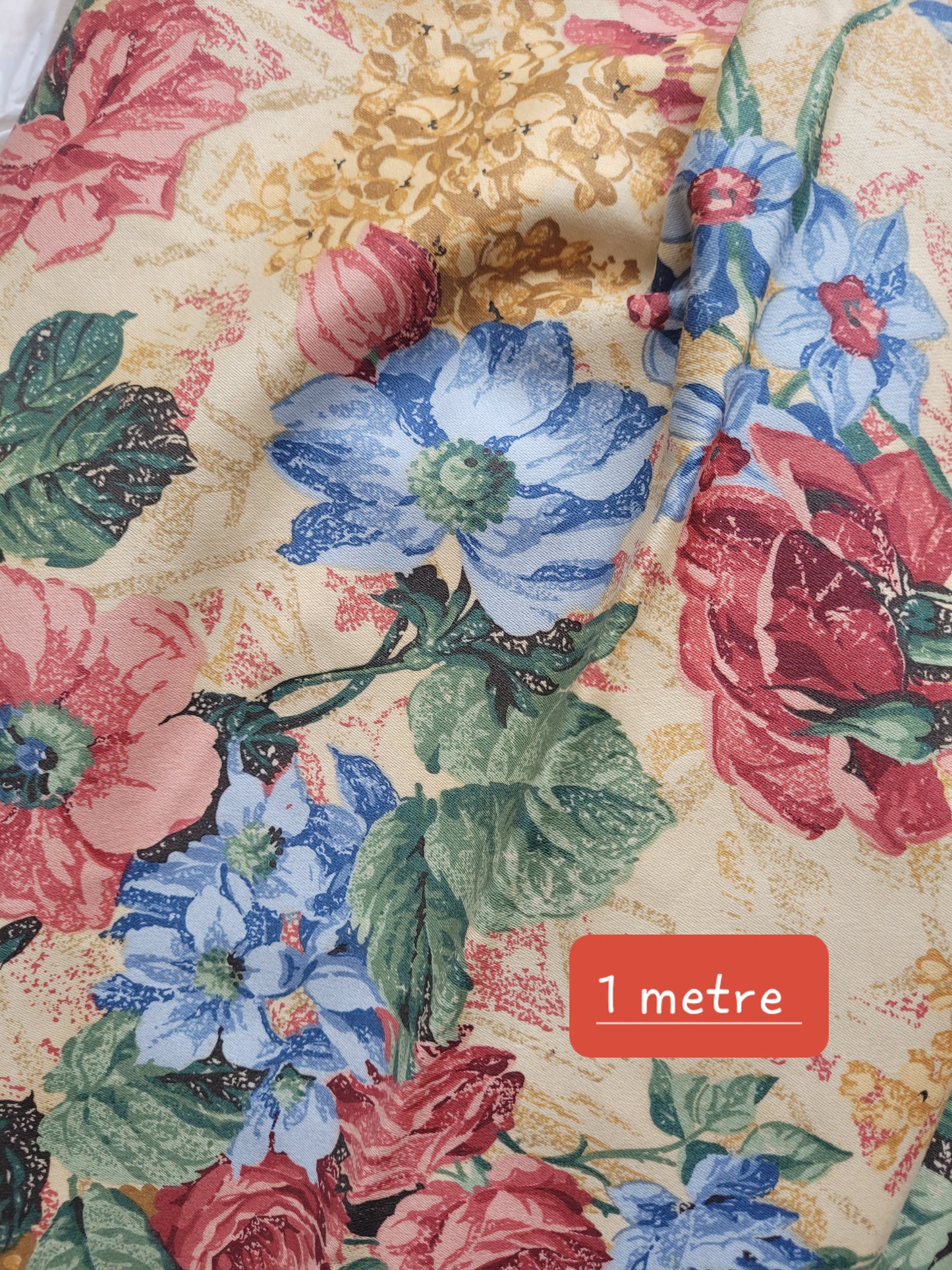 Heritage of England flower material vintage 1 metre