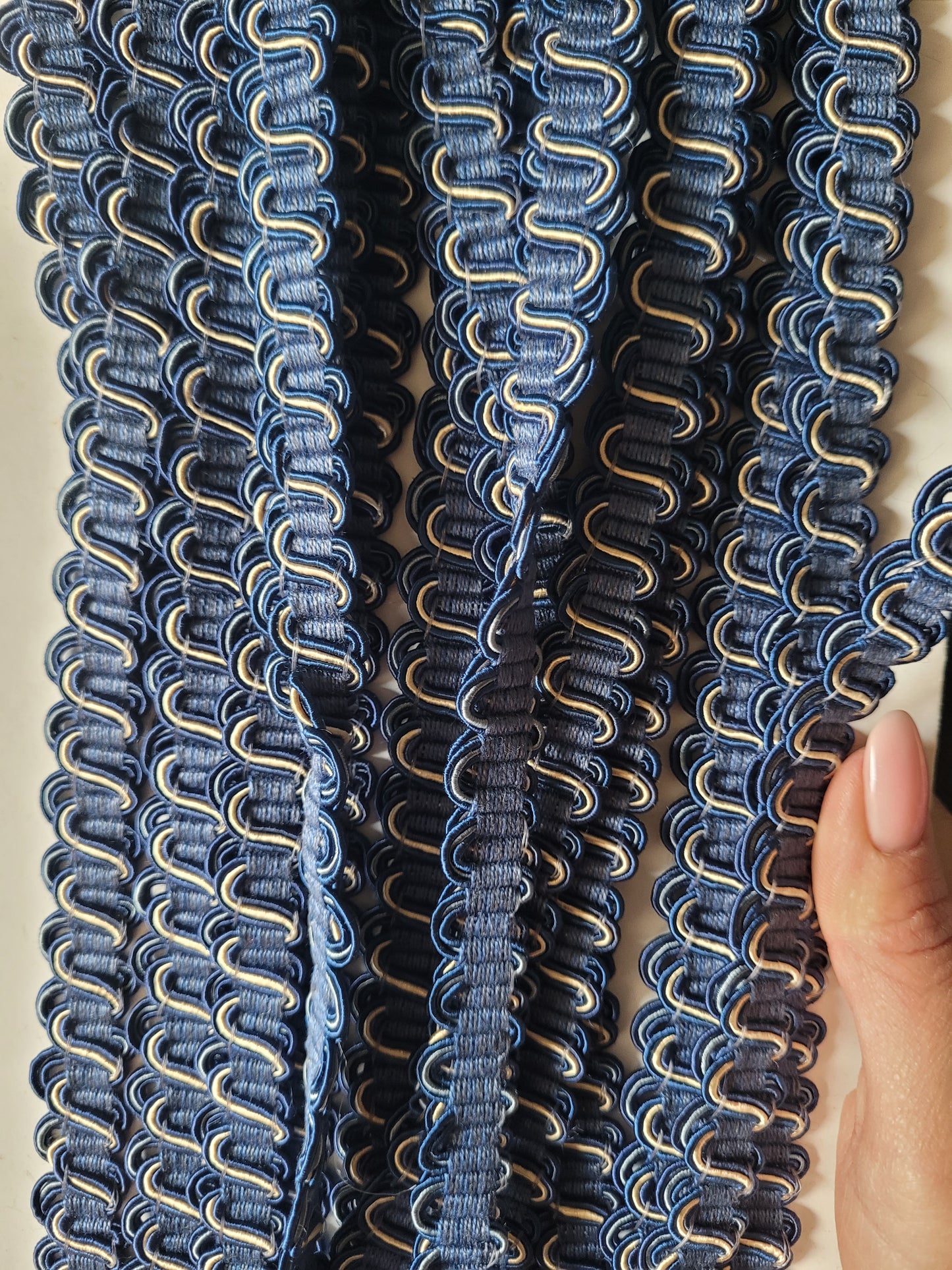 Scroll Gimp Braid 15mm col