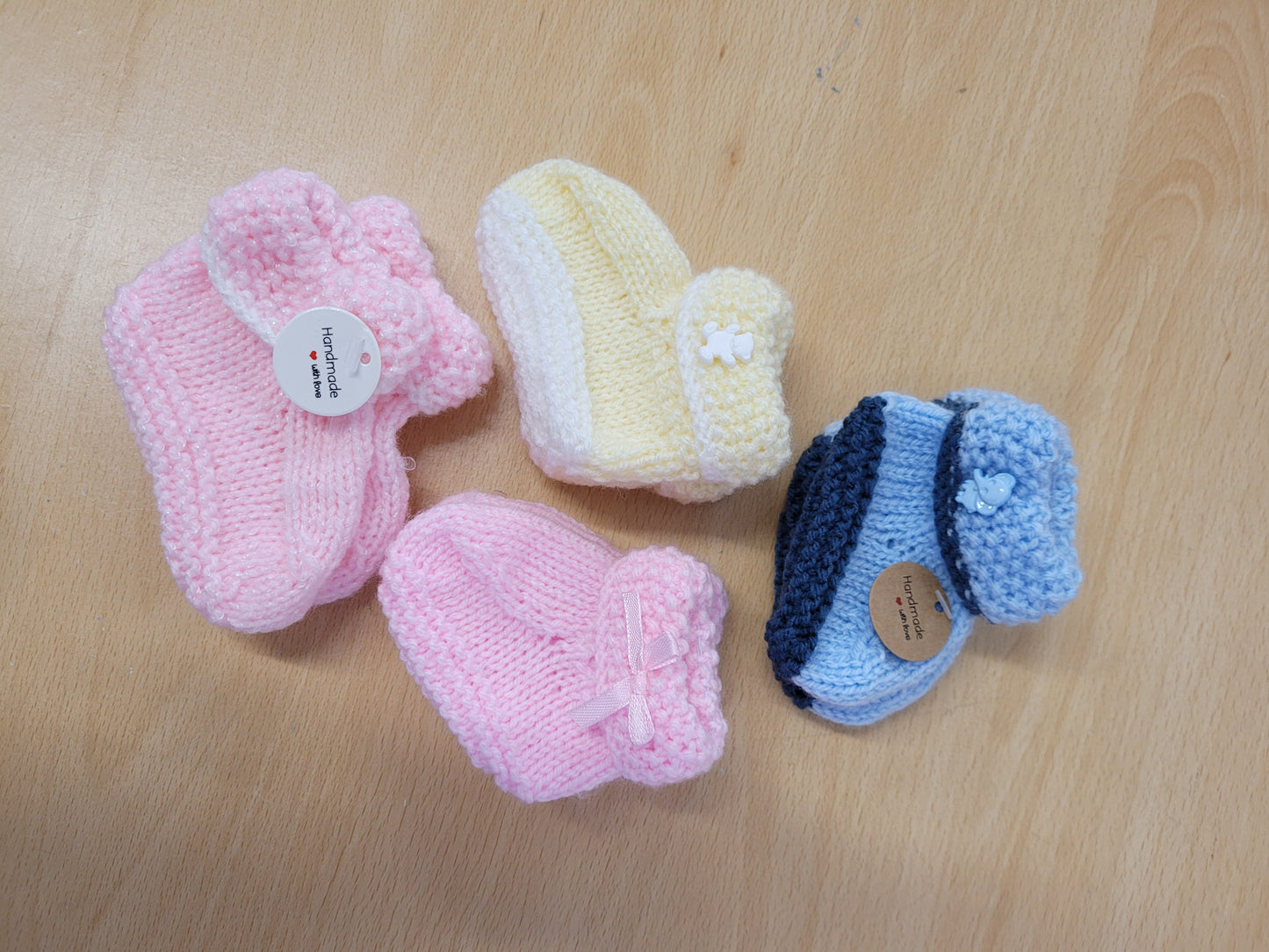 Handknitted baby booties By.MeggyFifee