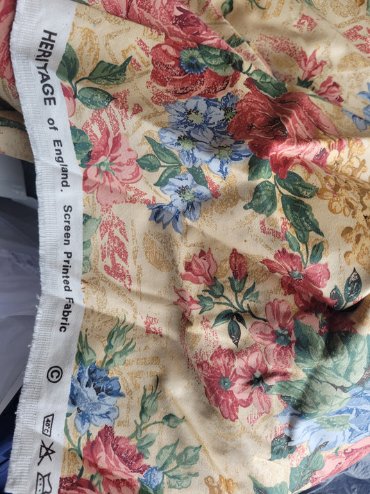 Heritage of England flower material vintage 1 metre