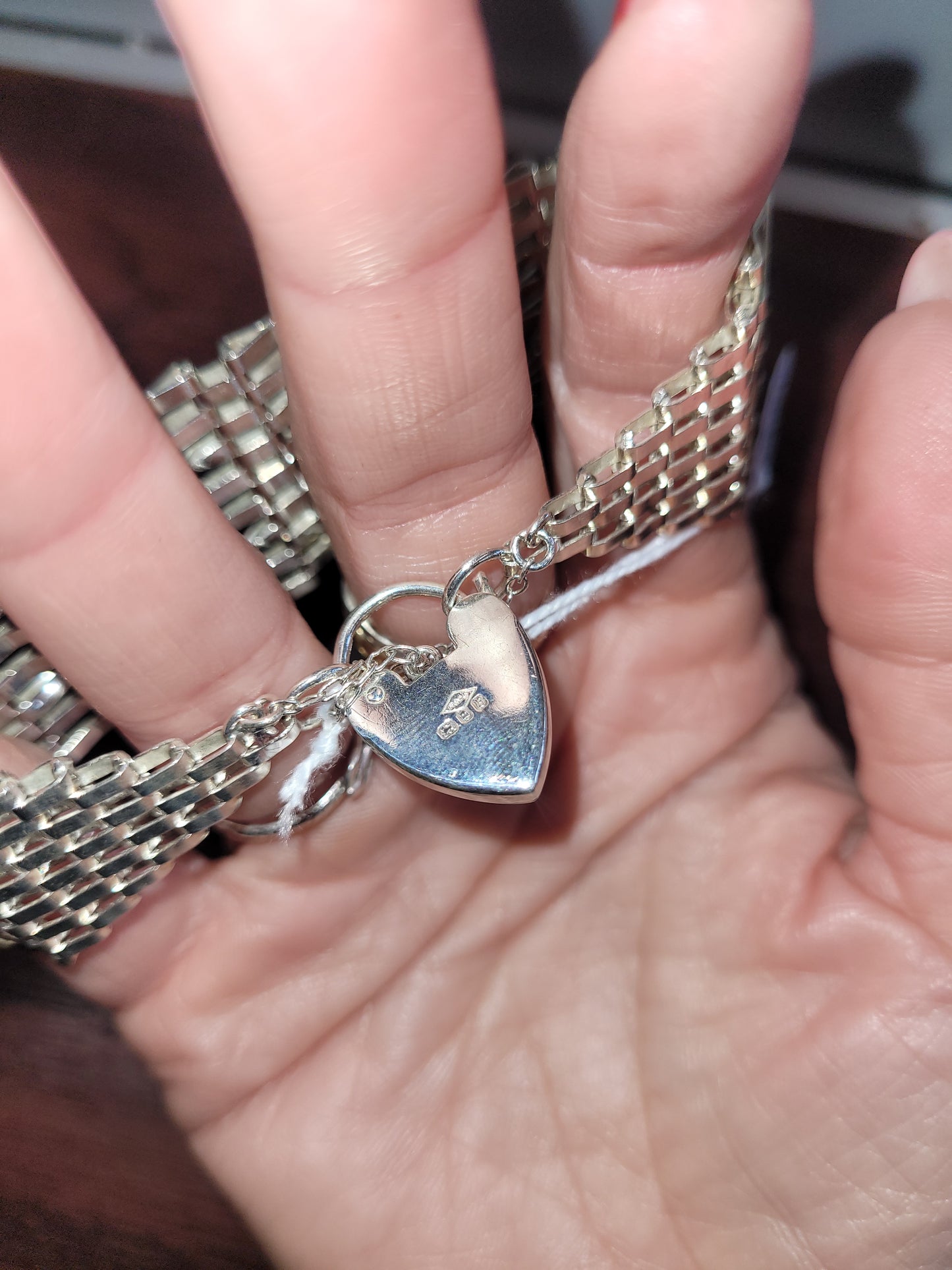 Silver Gate bracelet with heart lock