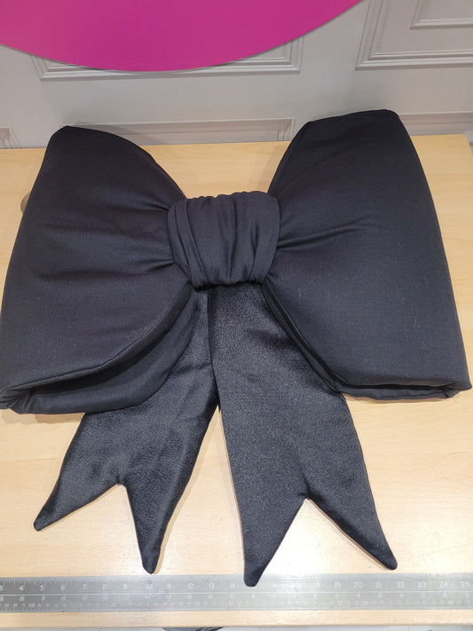 Large black display bow