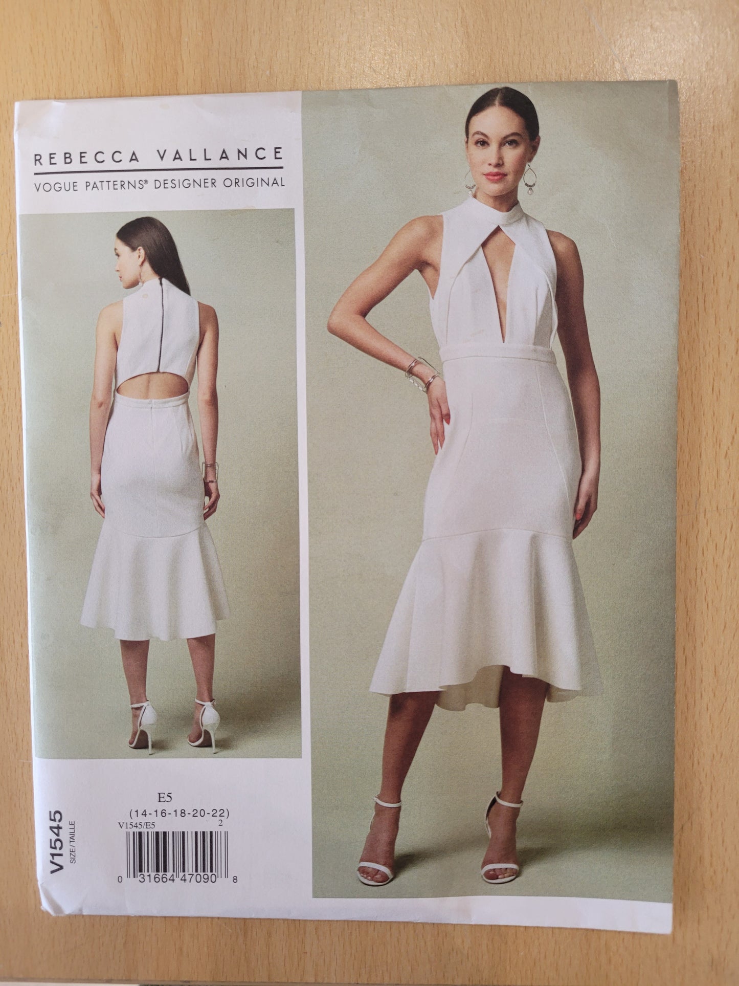 Bespoke ocassion dresses made to measure handmade.by.meggyfifee